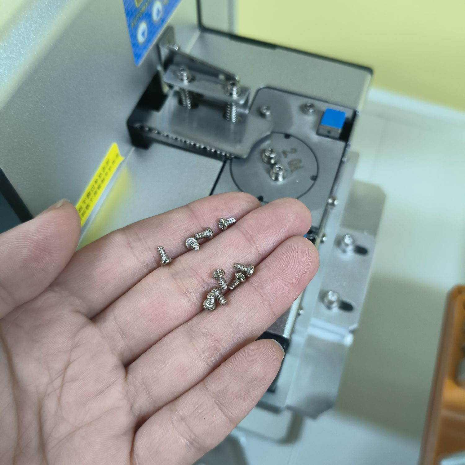 product-thumb