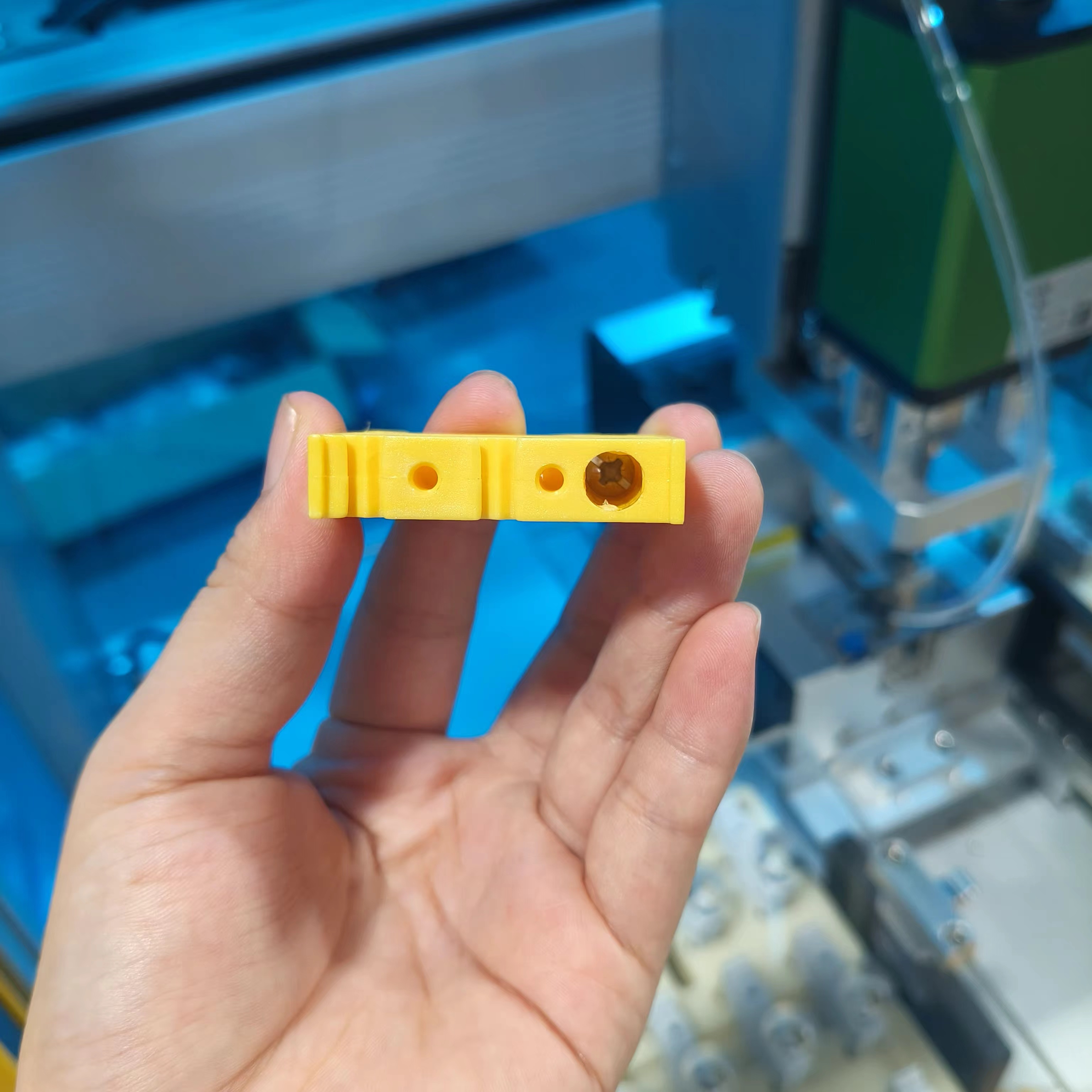 product-thumb