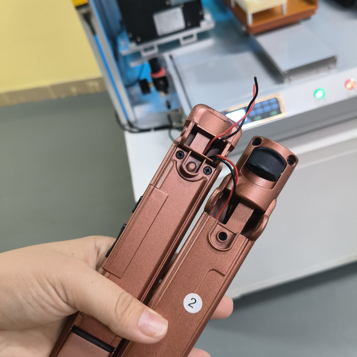 product-thumb